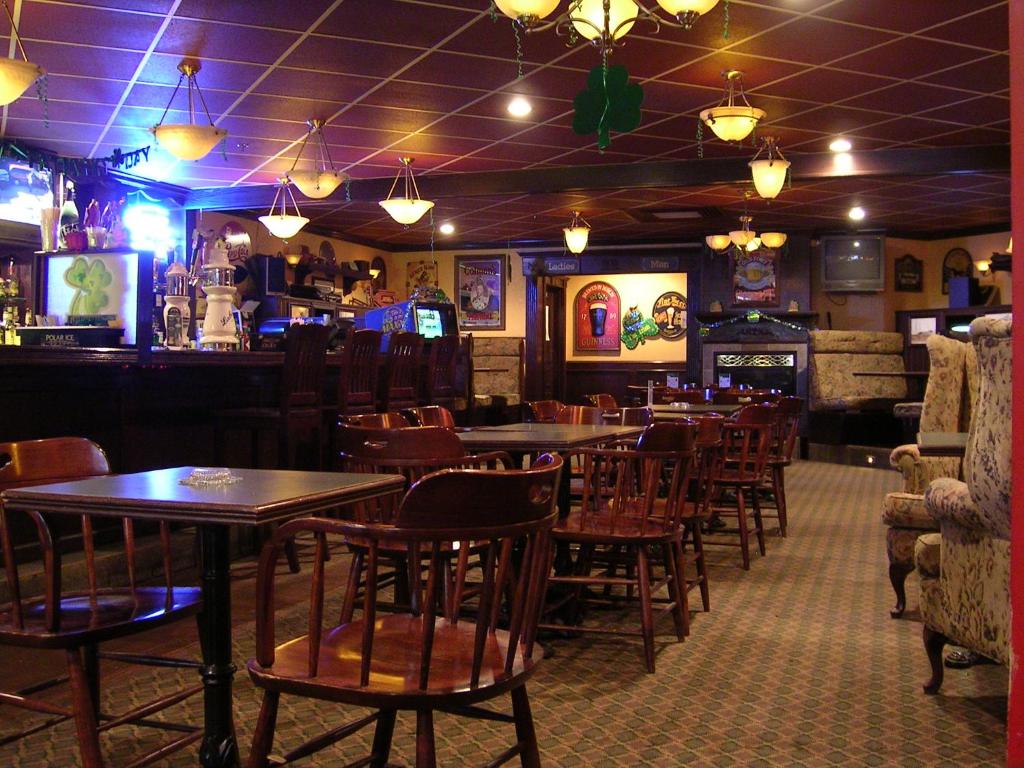 Restaurant, Travelodge by Wyndham Lloydminster in Lloydminster (AB)