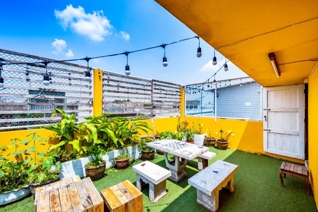 Sloth Hostel