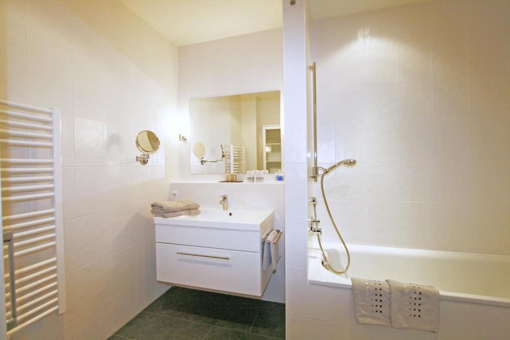 Ferienwohnung Am Kurpark - Wohnung 1,60qm- - 4