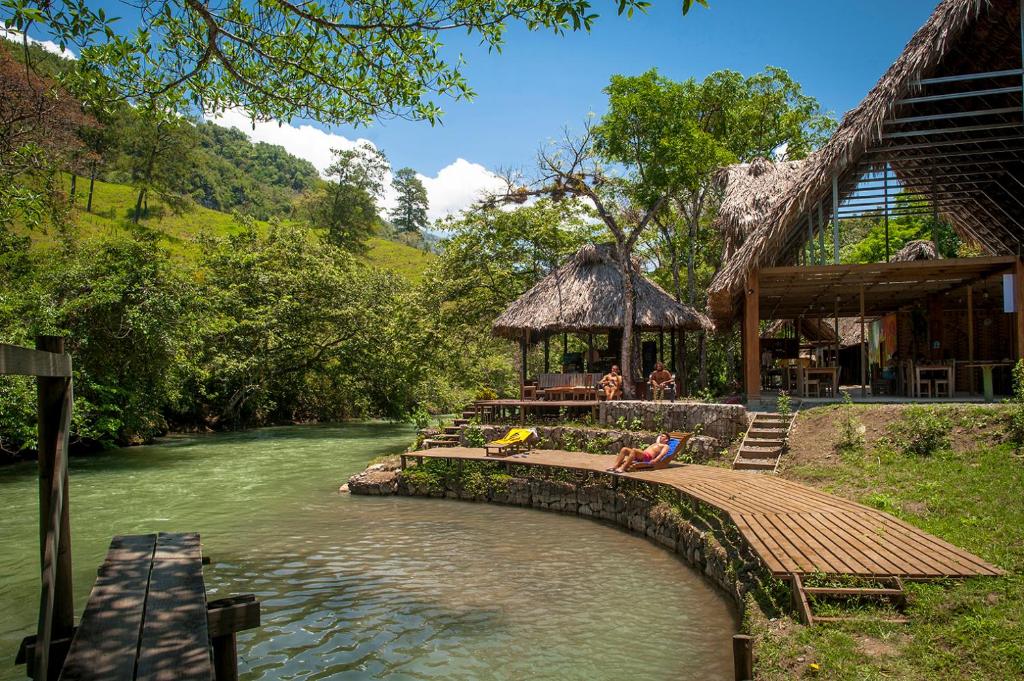 El Retiro Lanquin photo