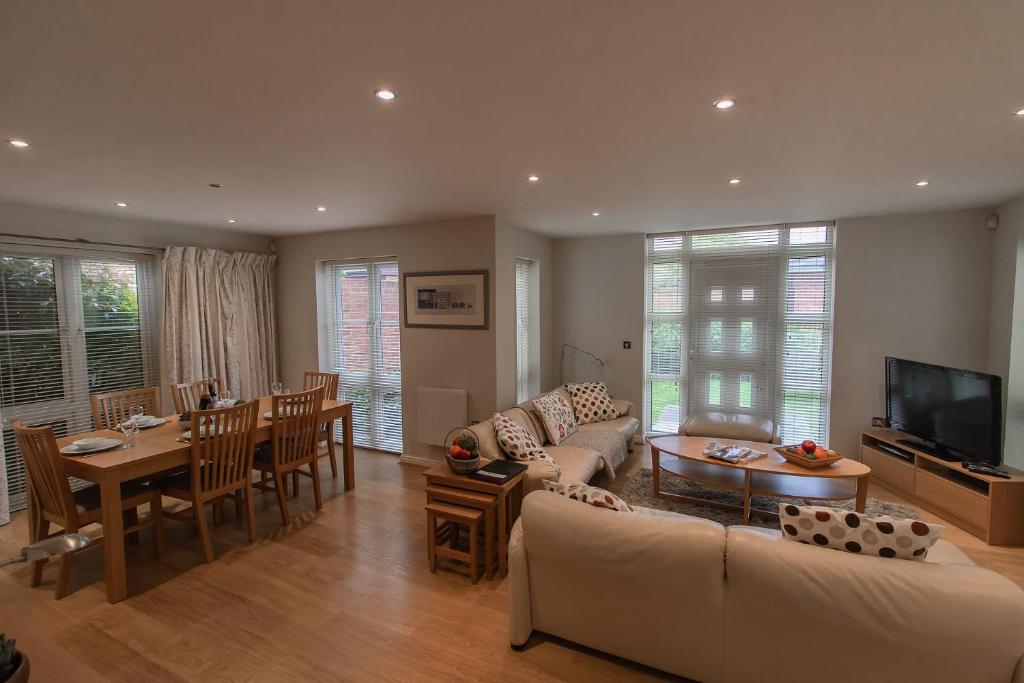 Trevelyan Court Apartments Windsor