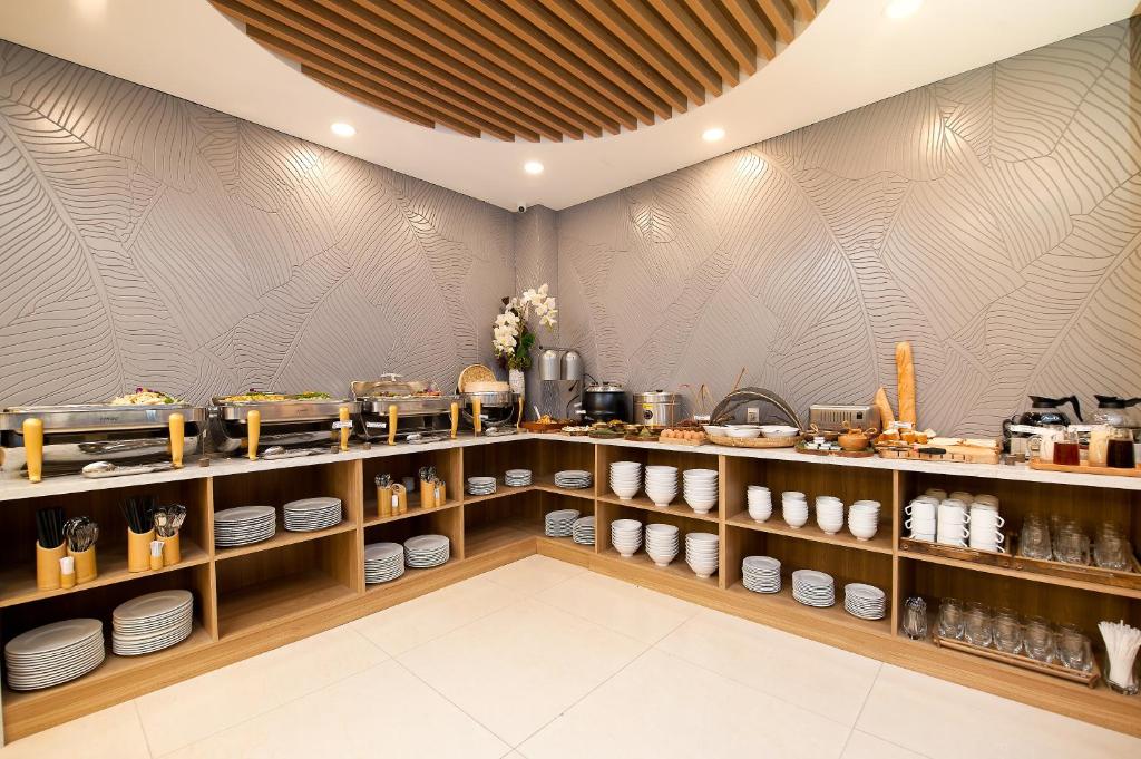 อาหารและเครื่องดื่ม