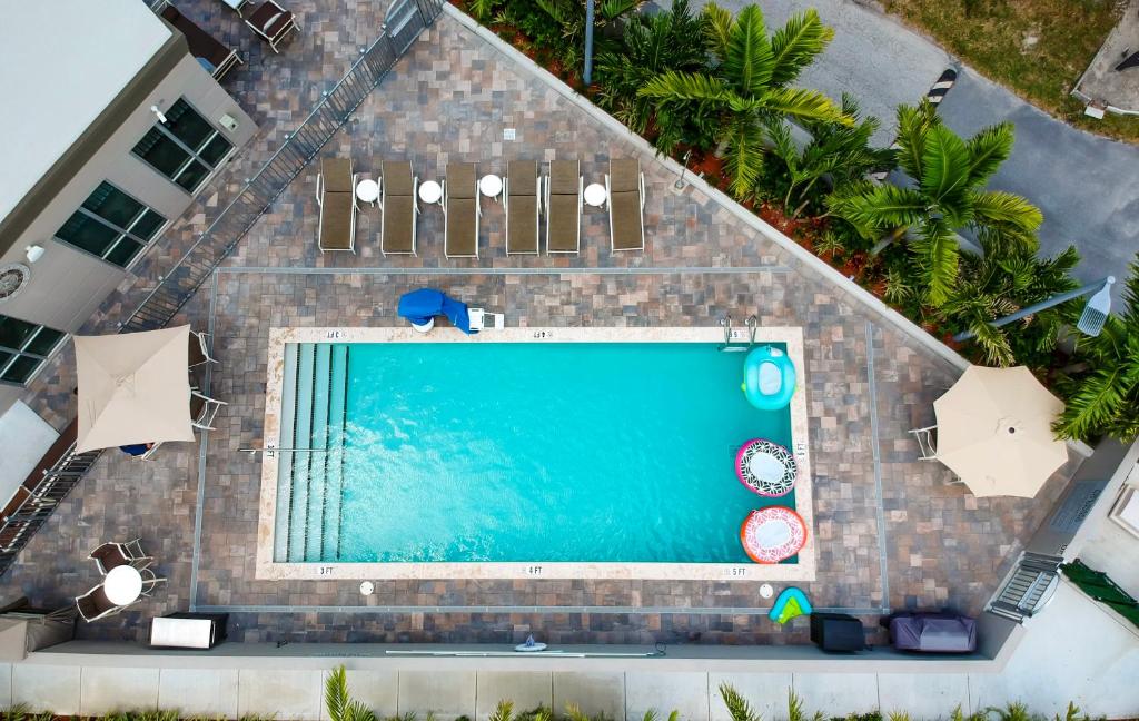 Wingate by Wyndham Miami Airport photo