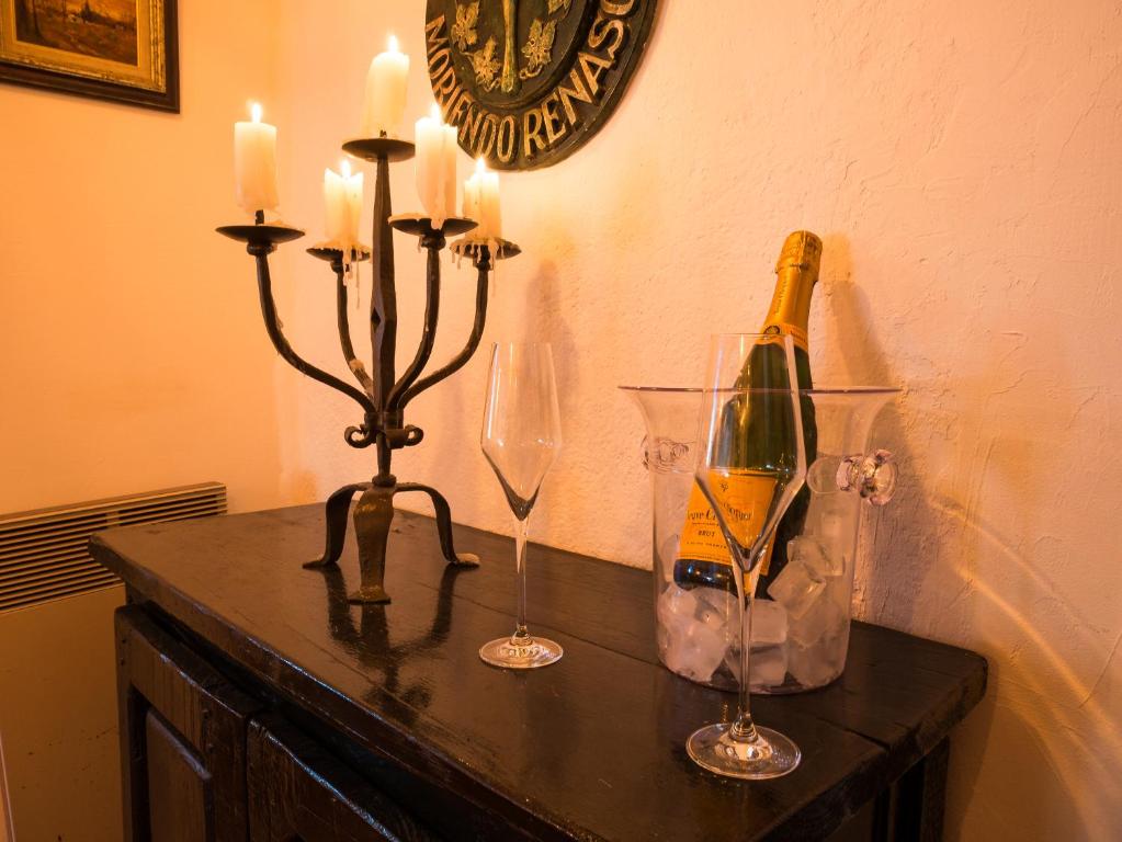 Eze Monaco middle of old town of Eze Vieux Village Romantic Hideaway with spectacular sea view - 4