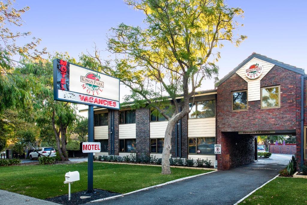 Kings Park Motel photo