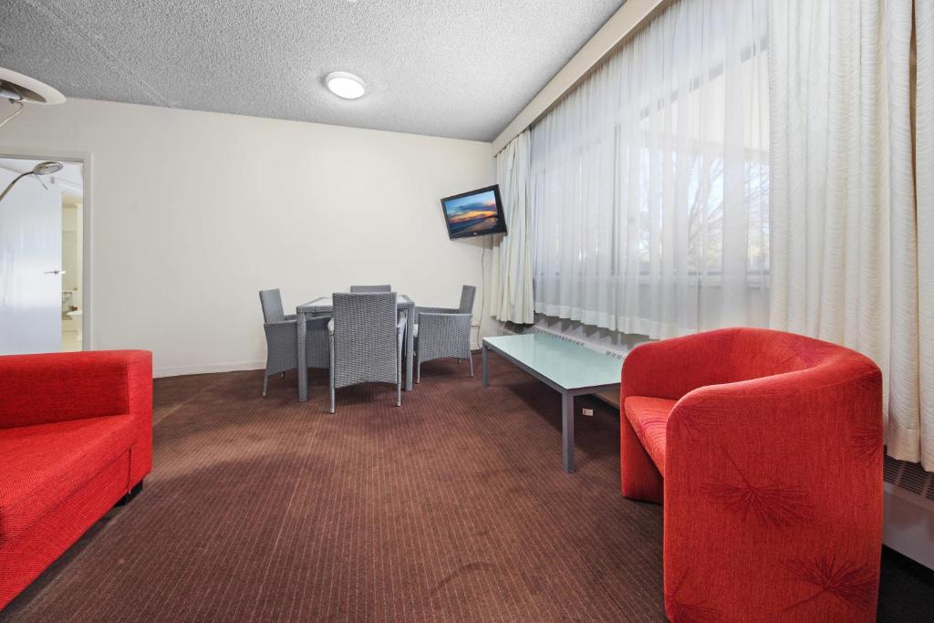 ベルコネン ウェイ ホテル&サービスド アパートメンツ (Belconnen Way Hotel & Serviced Apartments)