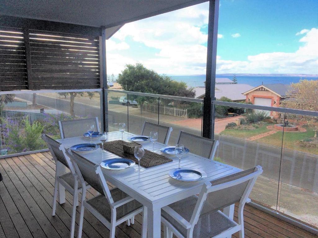 Bayview Beach House Apartment No 2 — Hotel in Kangaroo Island