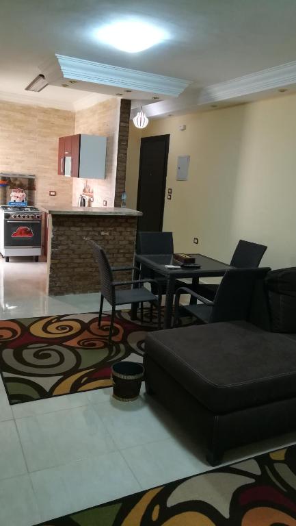 Gazzar inn Madinaty 25 — Hotel in Cairo