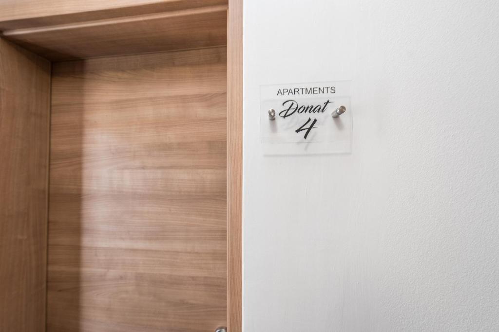 Apartments Donat photo