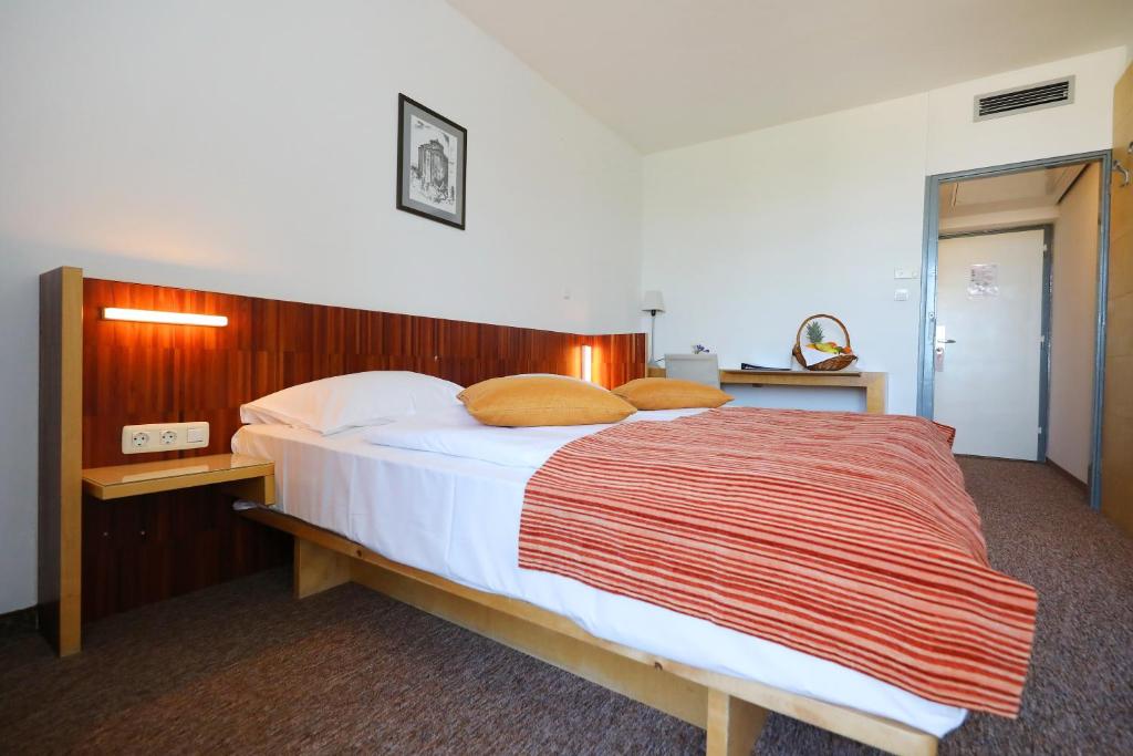 Hotel Donat photo