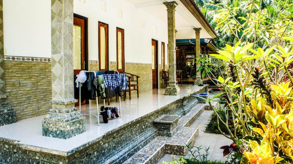 Klotok Home Stay Nusa