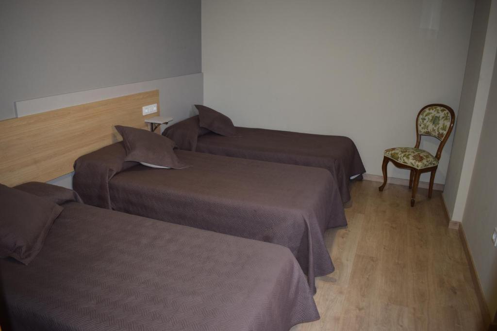 Pension Albergue Los Caminantes photo