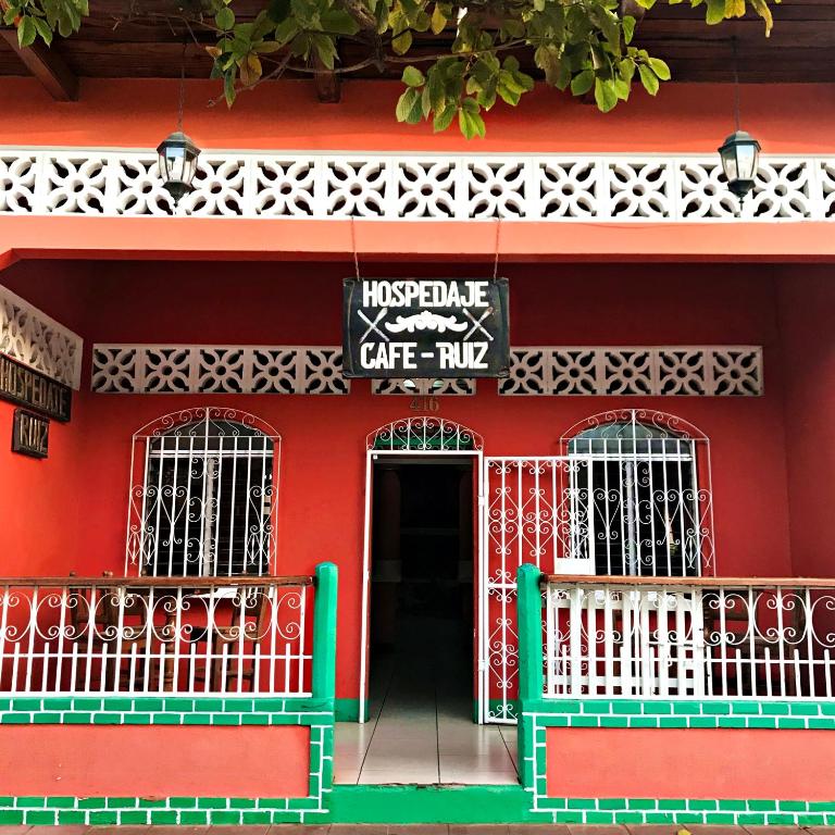 Hospedaje y Cafe Ruiz — Hotel in Granada