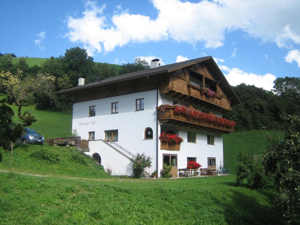Apartments Dolomites "Mantingerhof" - 1