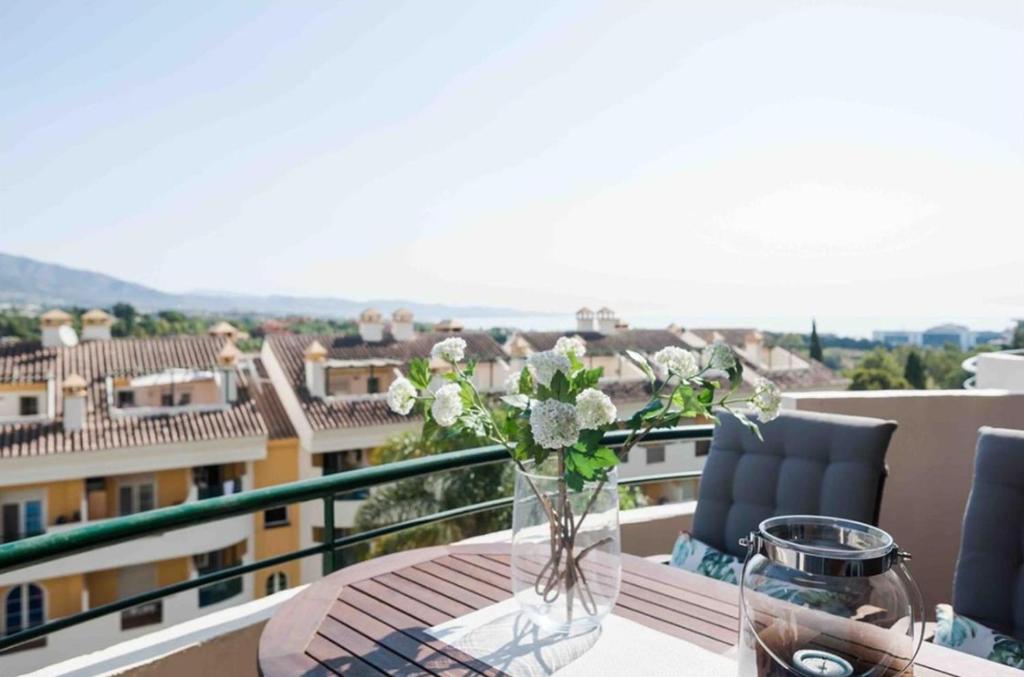 Senorio de Aloha Apartahotel Serviced apartment (Marbella) Deals