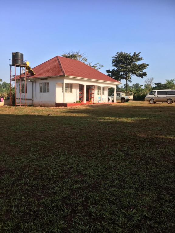 Rafting River Nile House Jinja photo