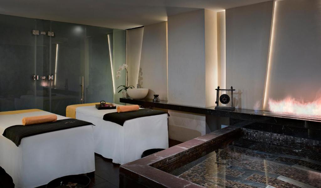 The Canvas Hotel Dubai – MGallery Photo 8