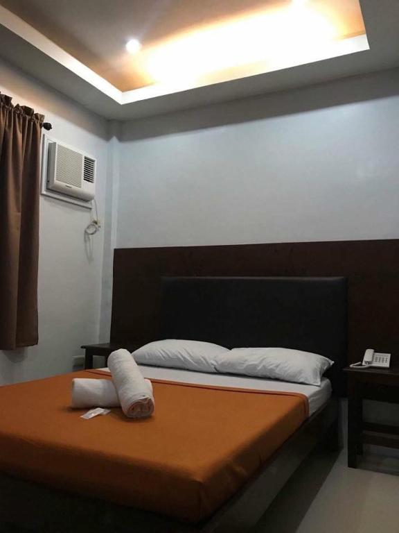 WestCourt Inn photo