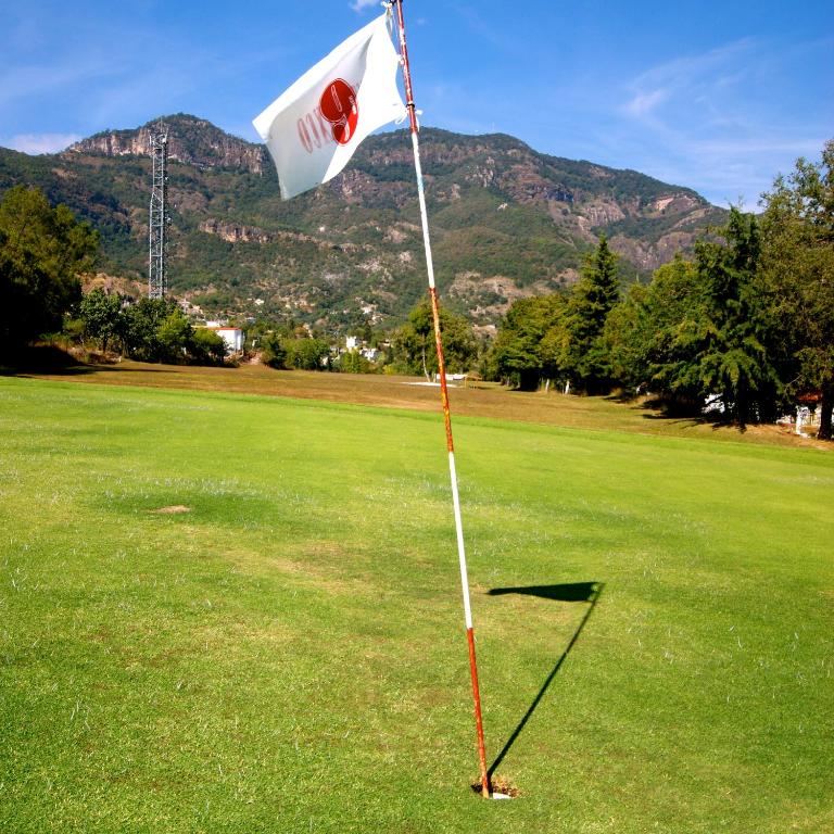 Golfpálya [saját]