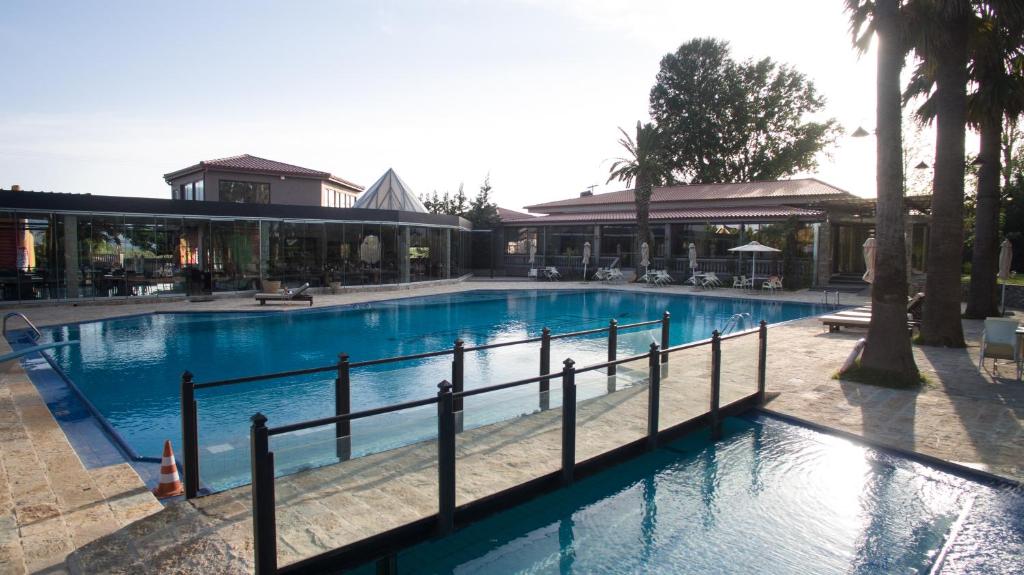 Corali Resort photo