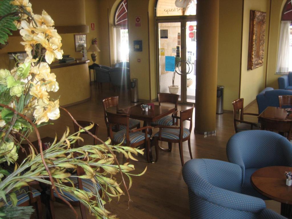 Hotel Santiago photo