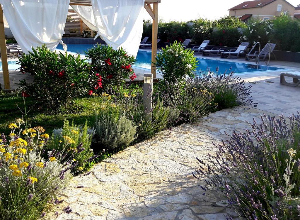 My Nest Accommodation — Hotel in Privlaka