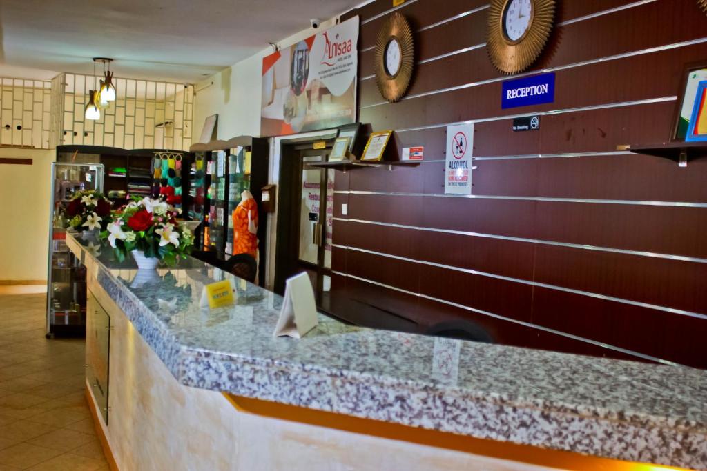 フロント・ロビー