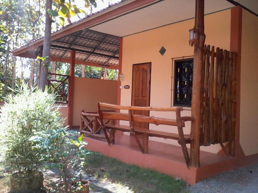 Sakthong Resort photo