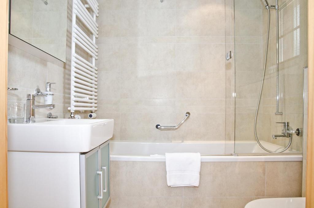 Chalet Rivendell - GRIWA RENT AG photo