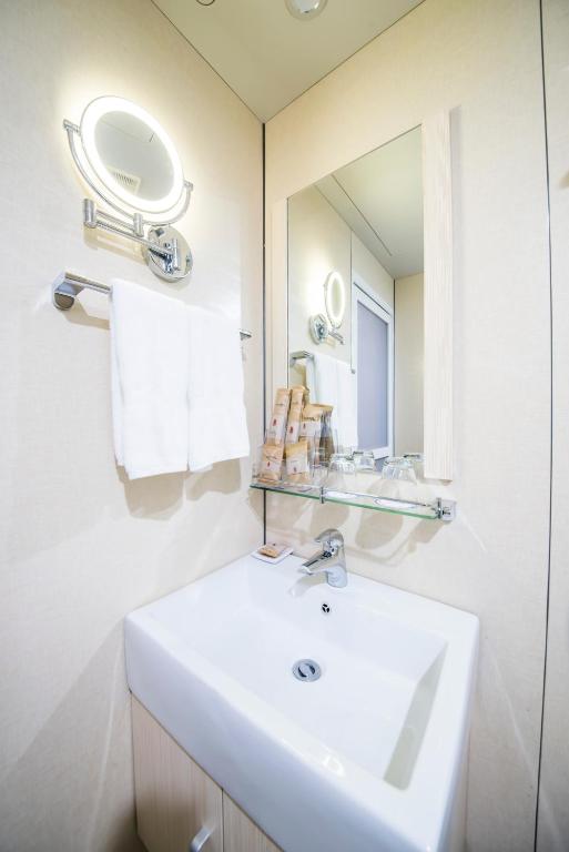 MG Hotel photo