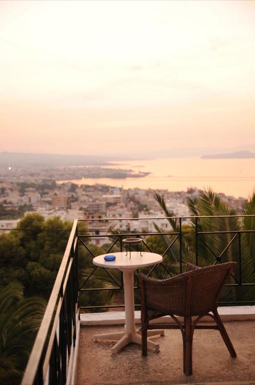 Akrotiri Hotel photo