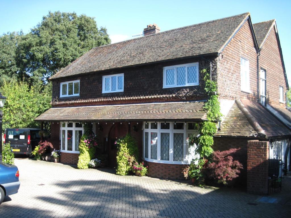 Trumbles Gatwick B&B photo