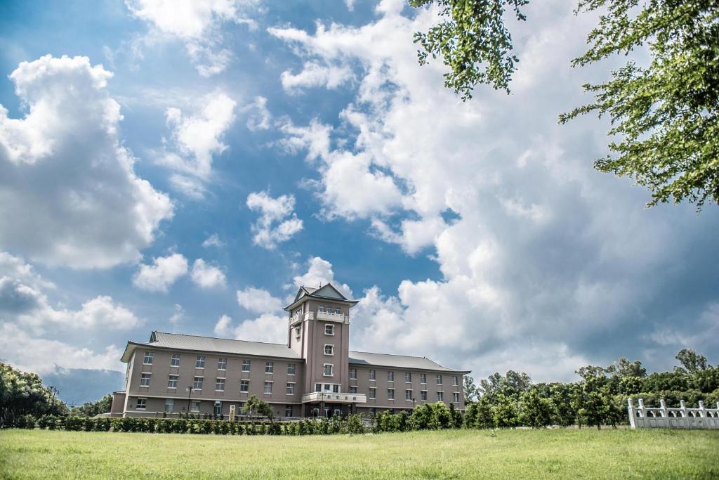 Jade Garden Hotel - 翠華會館