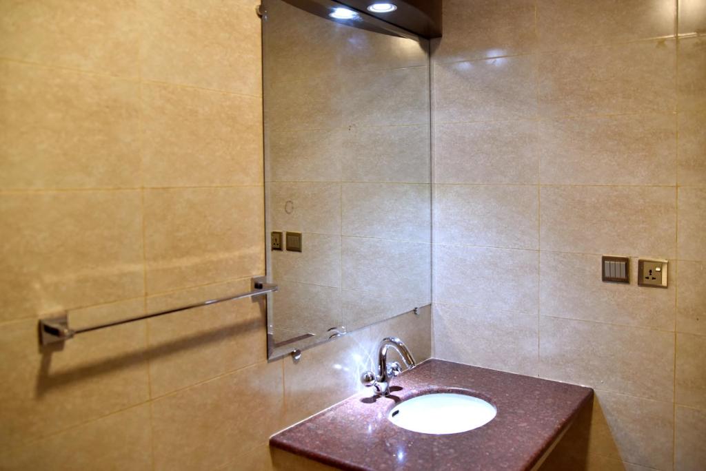 Hotel Mayfair Inn バスルーム（客室）