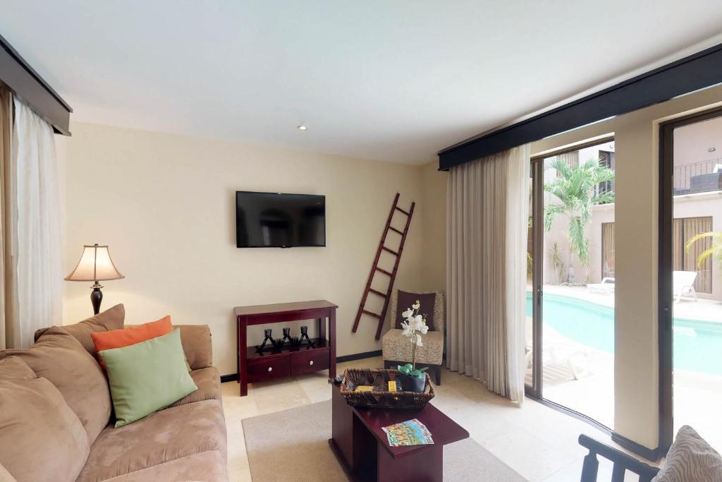 The Cove 3 at Playa Ocotal, Coco