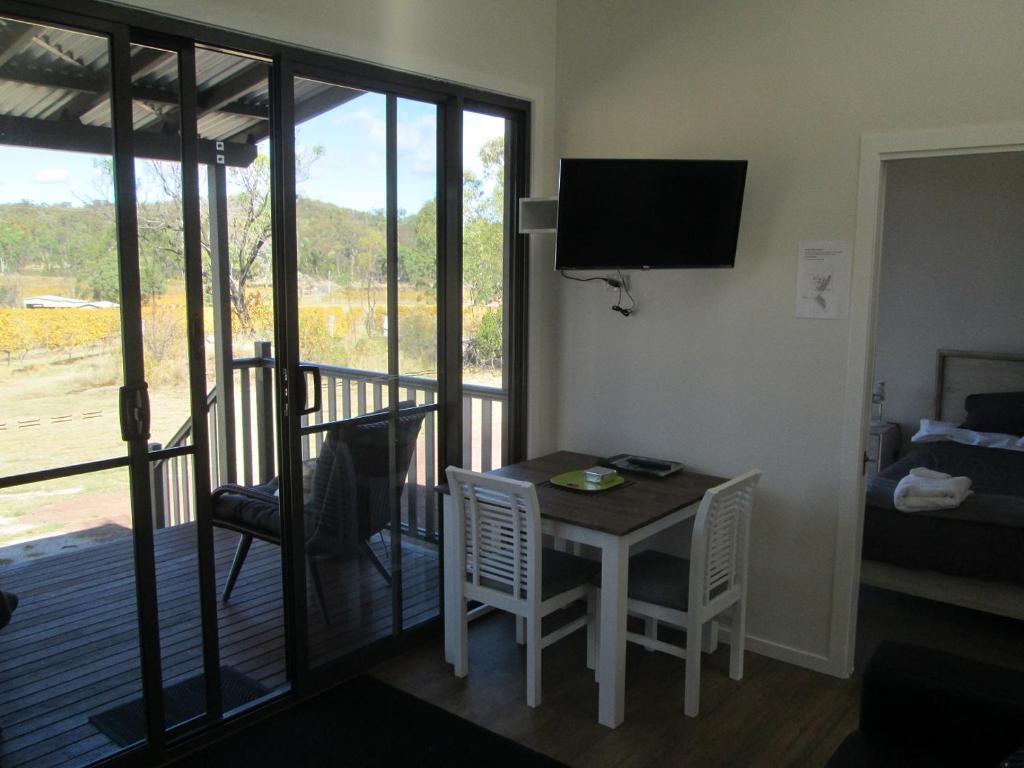 Just Red Wines Cabins photo