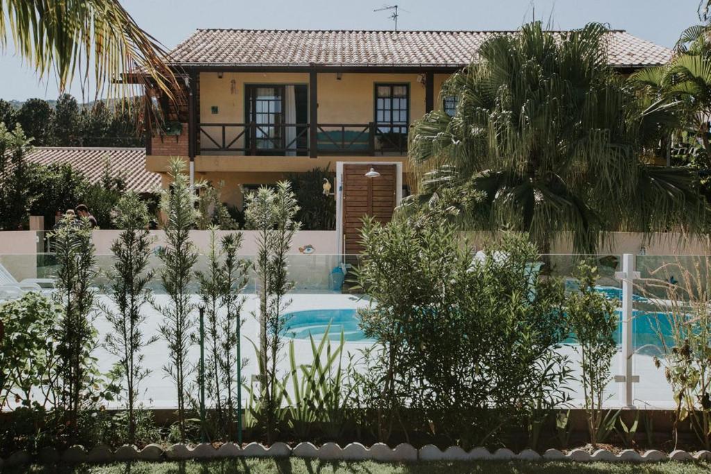 Exterior view, Pousada Santa Genoveva campeche in Florianopolis