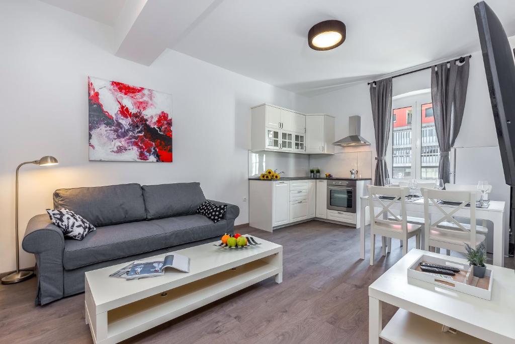 Apartment Stay IN — Hotel in Rijeka