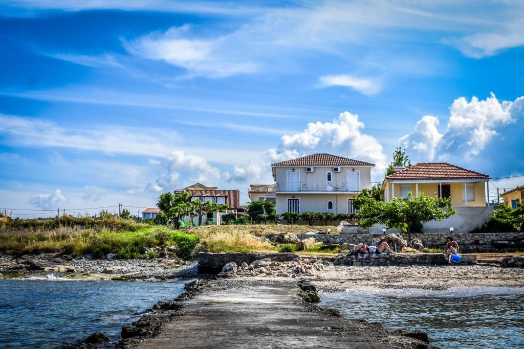Pelagion II Sea Coral - Beachfront holiday home photo