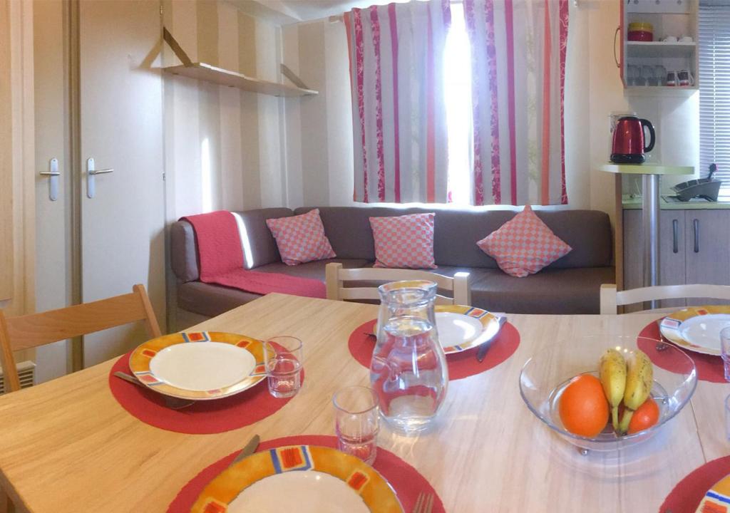 Mobilhome Climatisé 3CH 6P dans Parc des 7 Fonts - 5