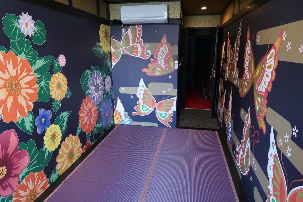 PICNIC HOSTEL OSAKA photo
