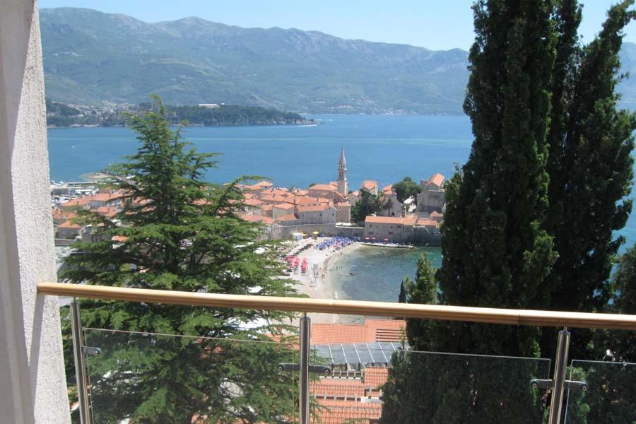 Apartmani Katarina — Hotel in Budva