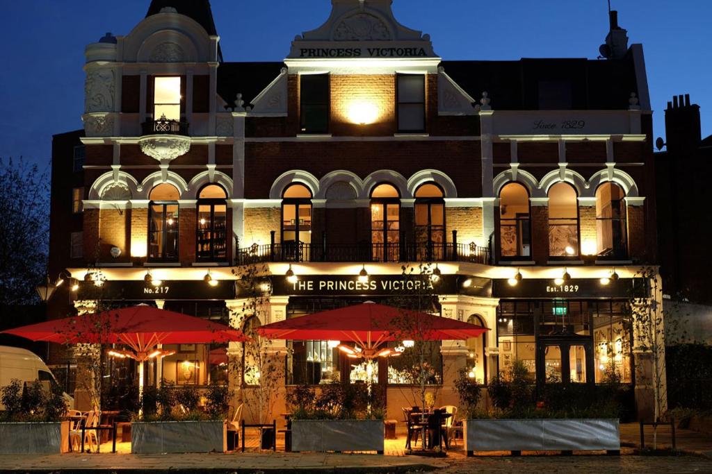 The Princess Victoria — Hotel in London