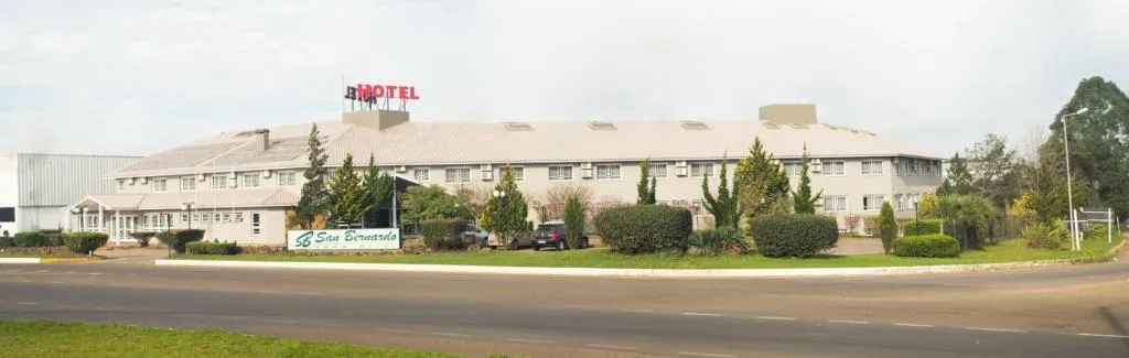 San Bernardo Park Hotel，位于Vacaria的酒店