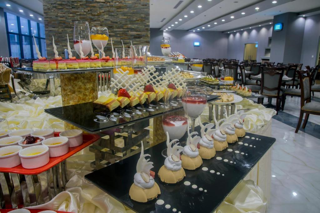 Essen und Erfrischungen