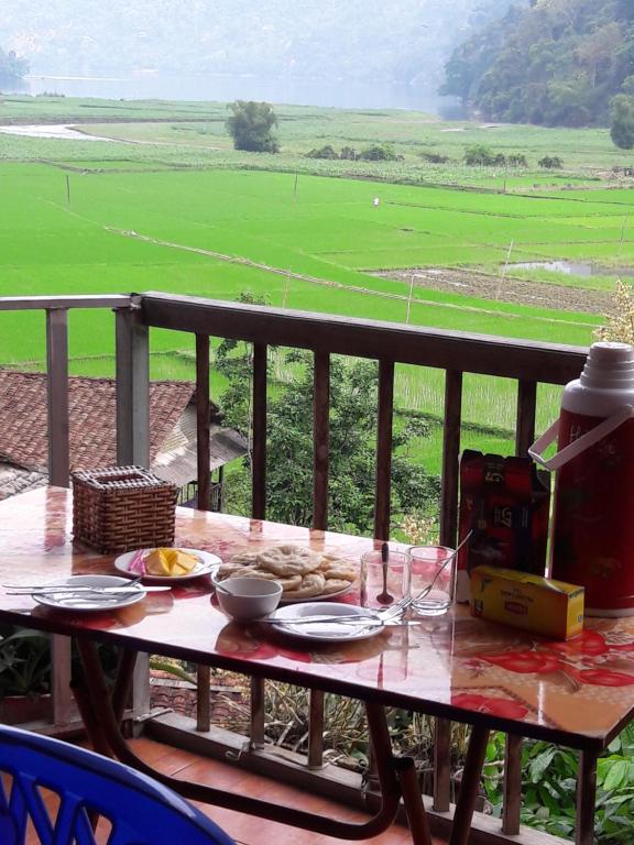 Ba Be Lake Homestay - Quynh Chi — Hotel in Ba Be