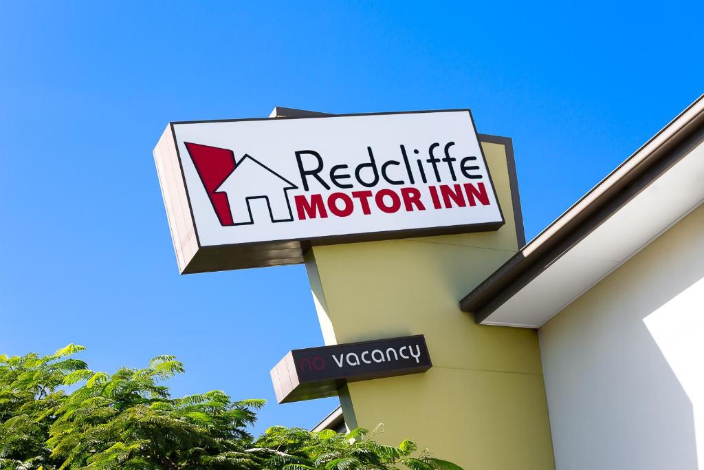 Redcliffe Motor Inn photo