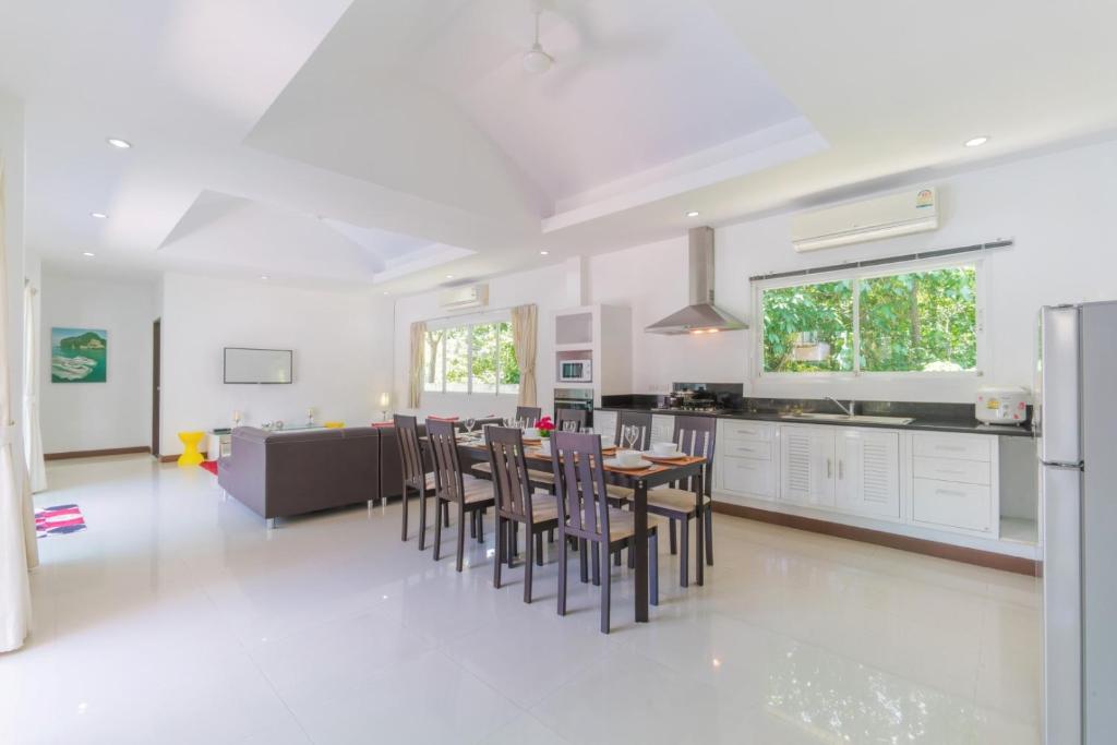 Facilities, Phikun Private Pool Villa 4 Bedrooms in Phuket