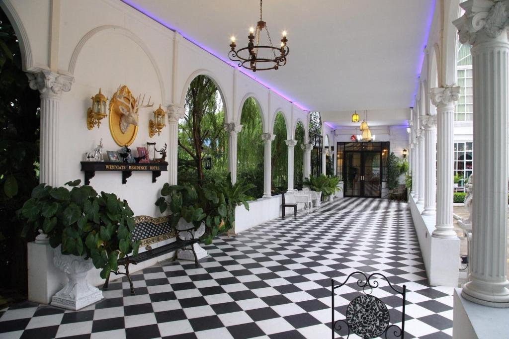 Westgate Residence Hotel