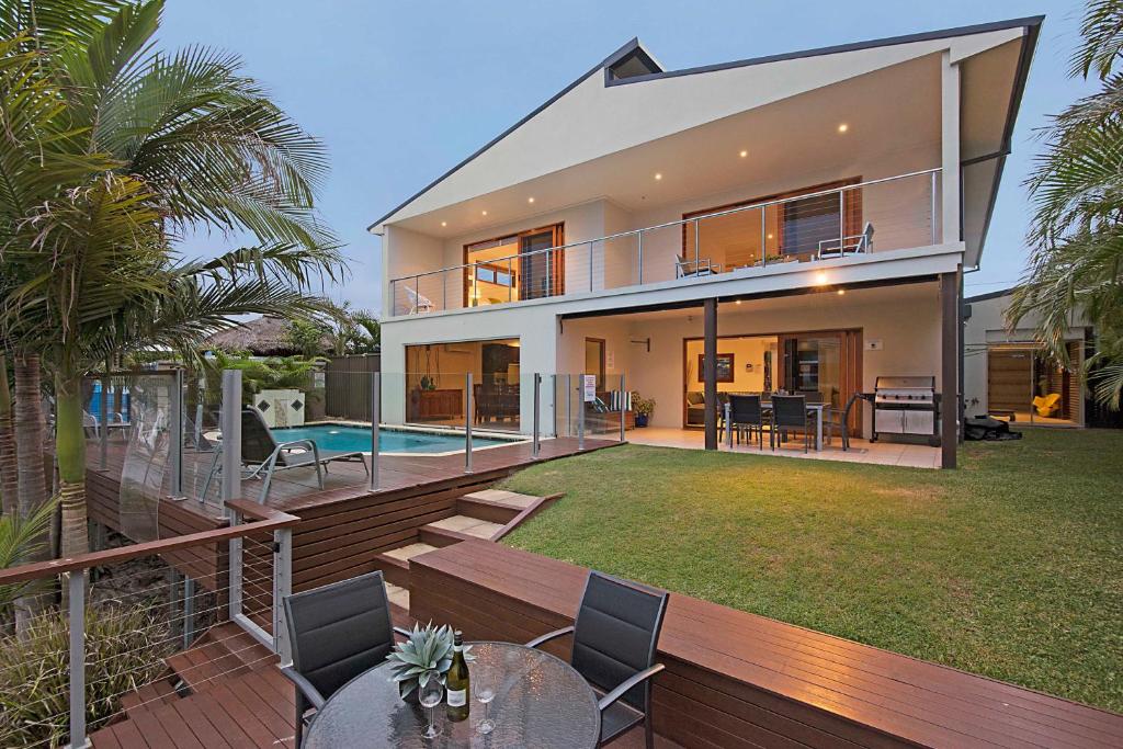 Flamingo Key, Gold Coast